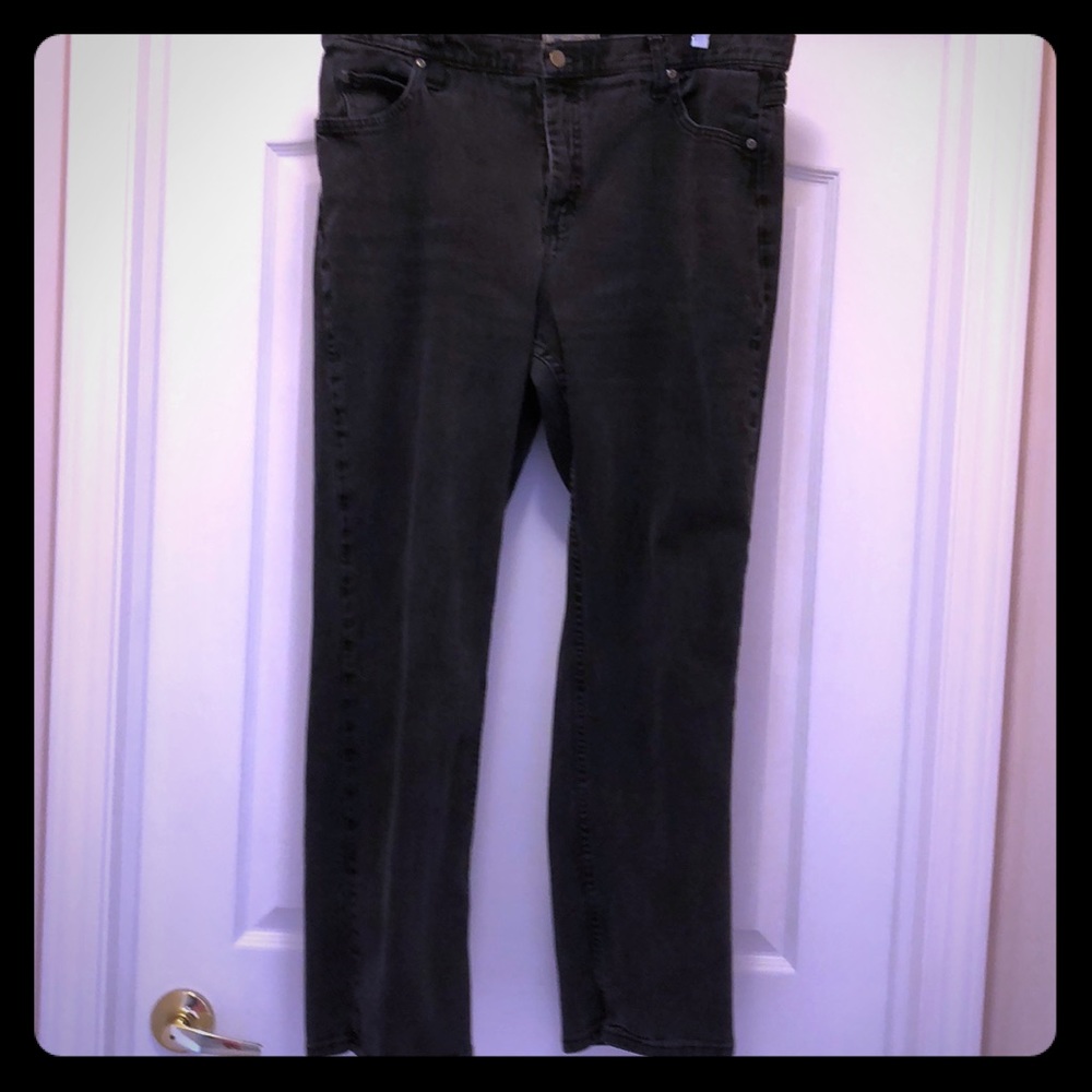 HP 9/11 ⭐️Black Jeans⭐️